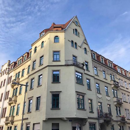 B Our Guest At New Vintage Chic Apartment Dresde Exterior foto